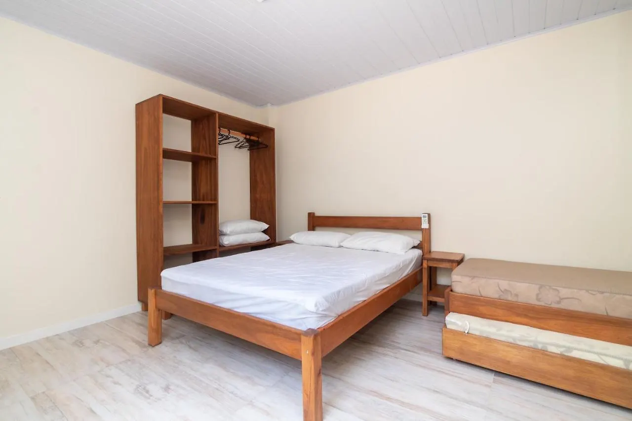 Casa Frank Com Piscina Em Mariscal Villa Bombinhas 0*,  Brasilien